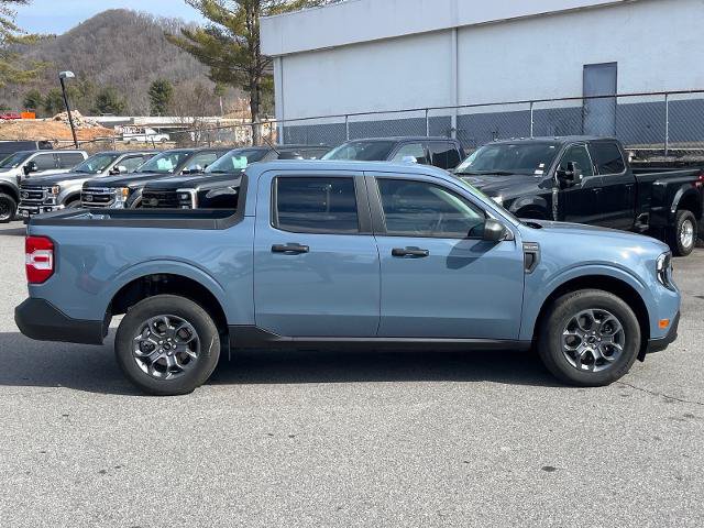 Certified 2025 Ford Maverick XLT FWD image 2