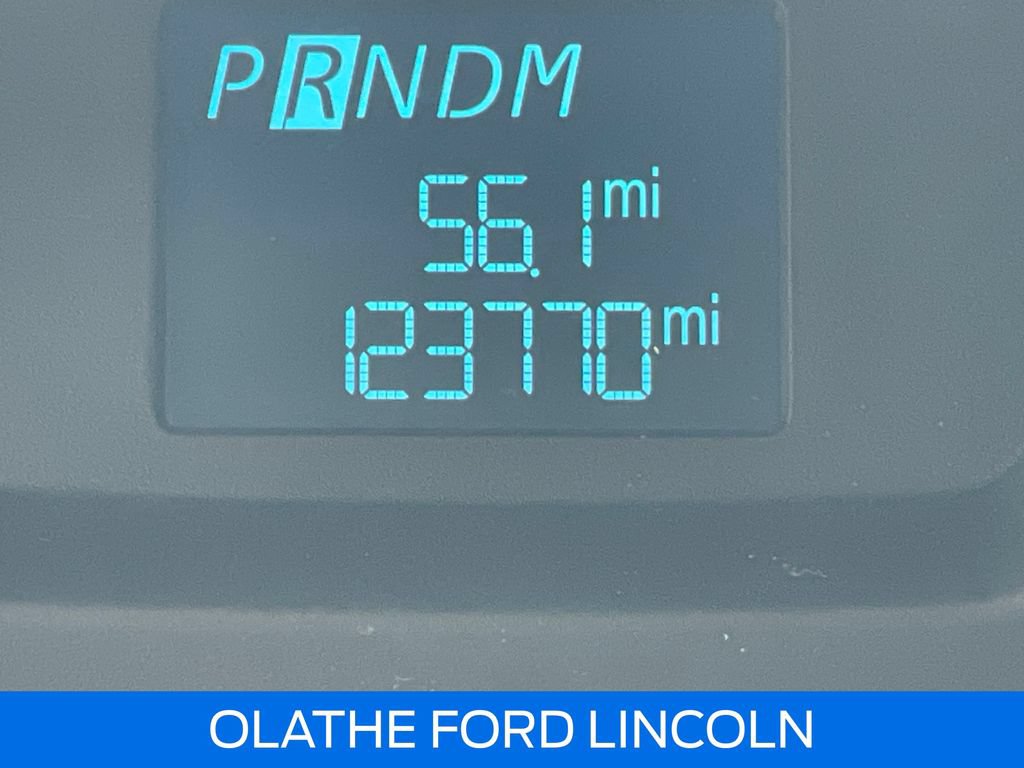 Certified 2017 Ford Transit 250 130 Low Roof RWD image 15
