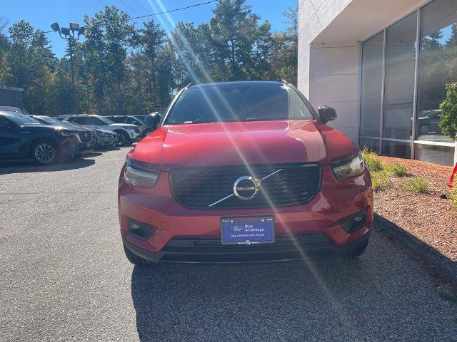 Used 2021 Volvo XC40 T5 R-Design w/ Climate Package AWD/4WD image 3