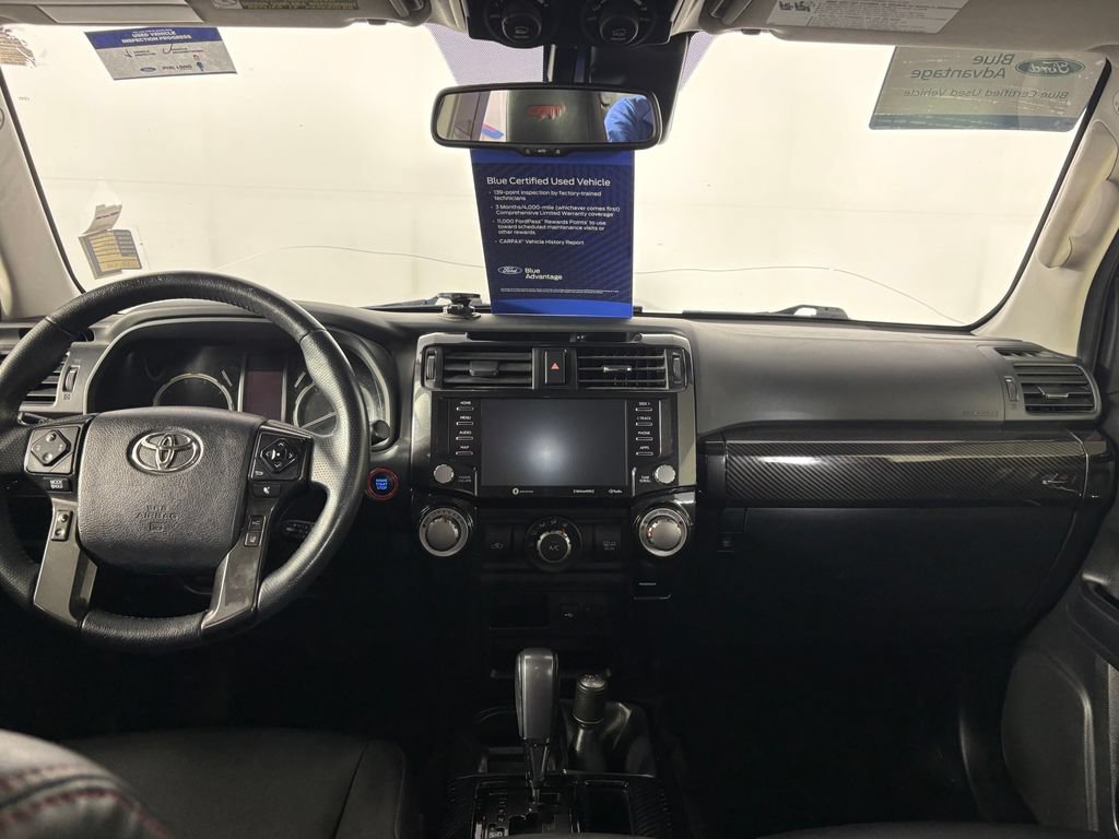 Used 2021 Toyota 4Runner Venture AWD/4WD image 27