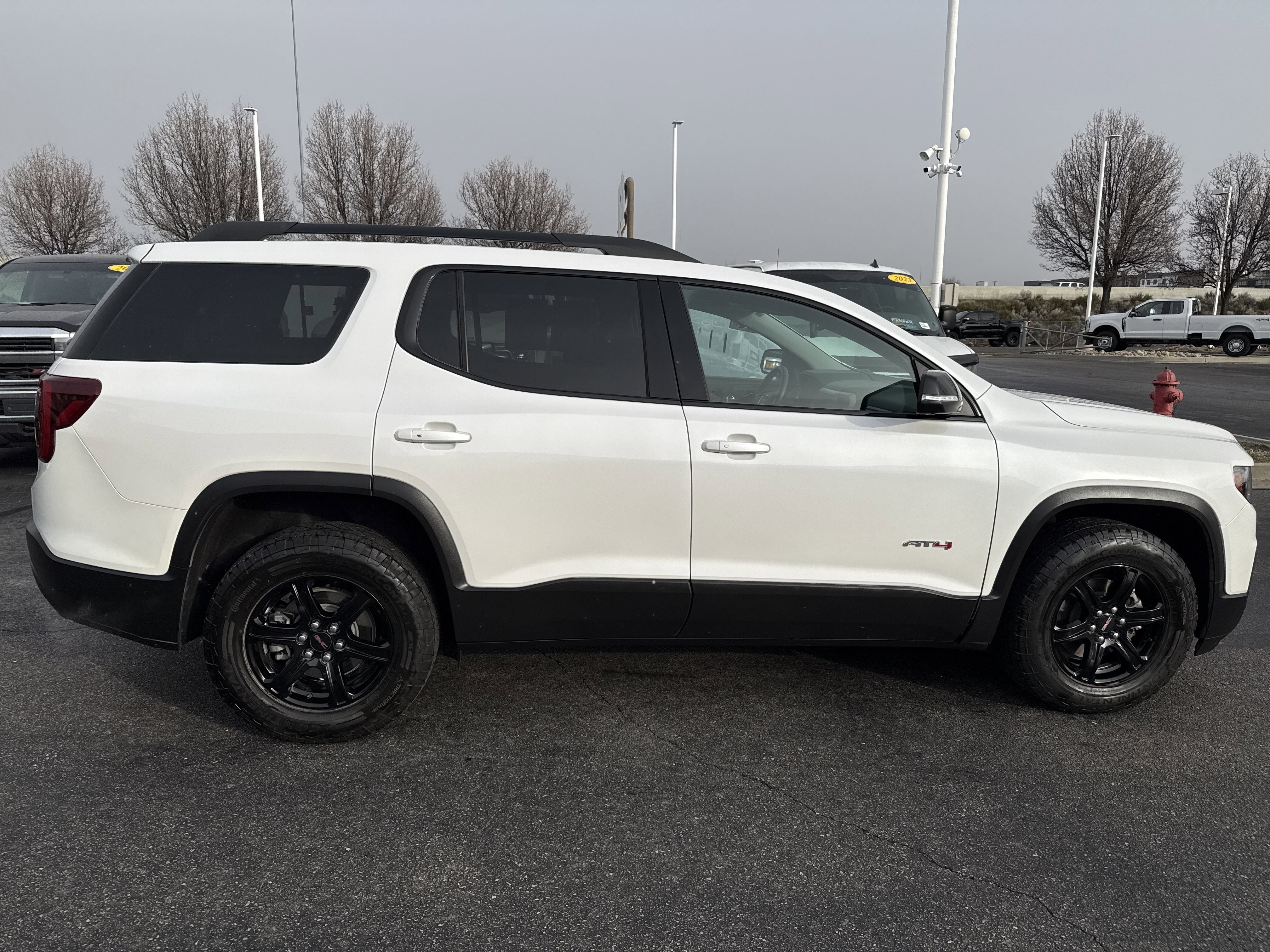 Used 2023 GMC Acadia AT4 w/ Technology Package image 6