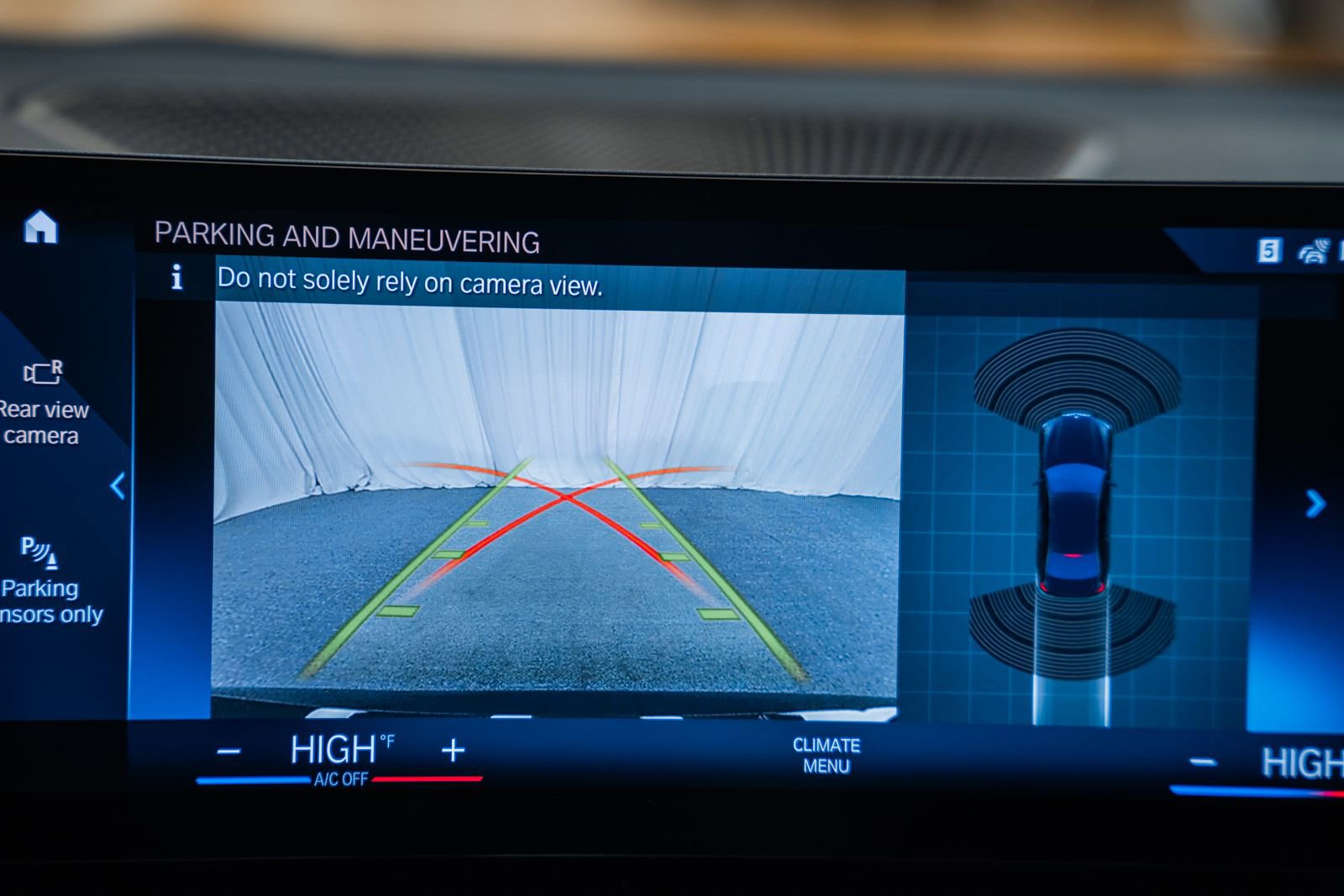 Used 2023 BMW 330i xDrive Sedan w/ M Sport Package image 48