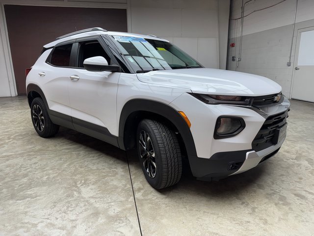 Used 2021 Chevrolet TrailBlazer LT w/ Driver Confidence Package image 7