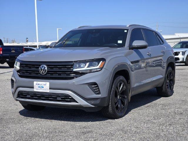 Used 2020 Volkswagen Atlas Cross Sport SEL AWD/4WD image 3