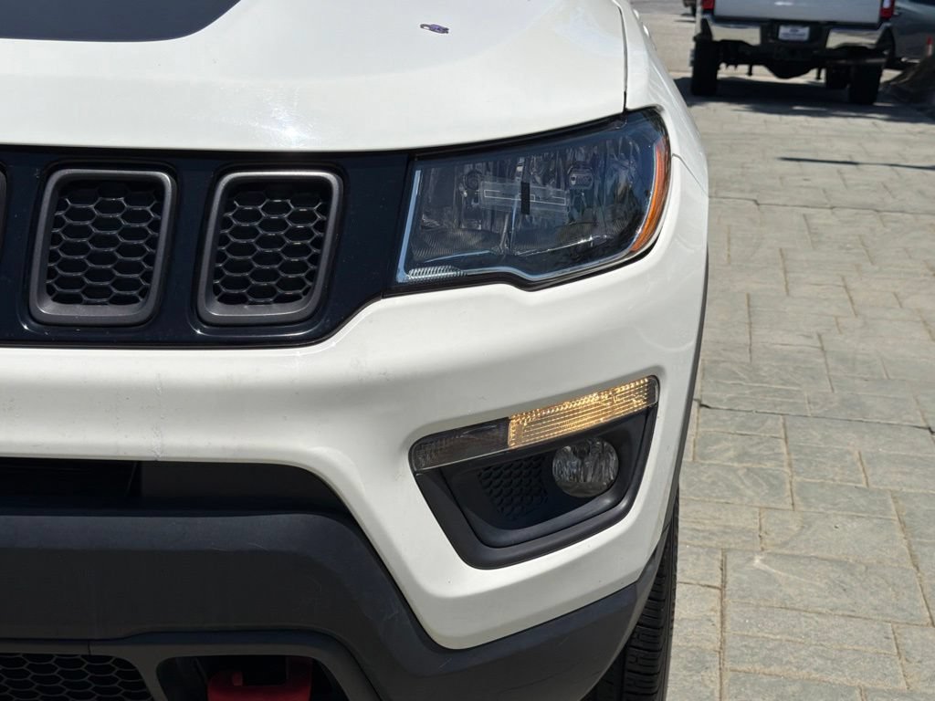Used 2020 Jeep Compass Trailhawk AWD/4WD image 13