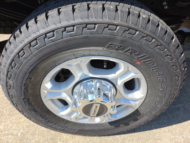 Certified 2022 Ford F350 Lariat AWD/4WD image 16
