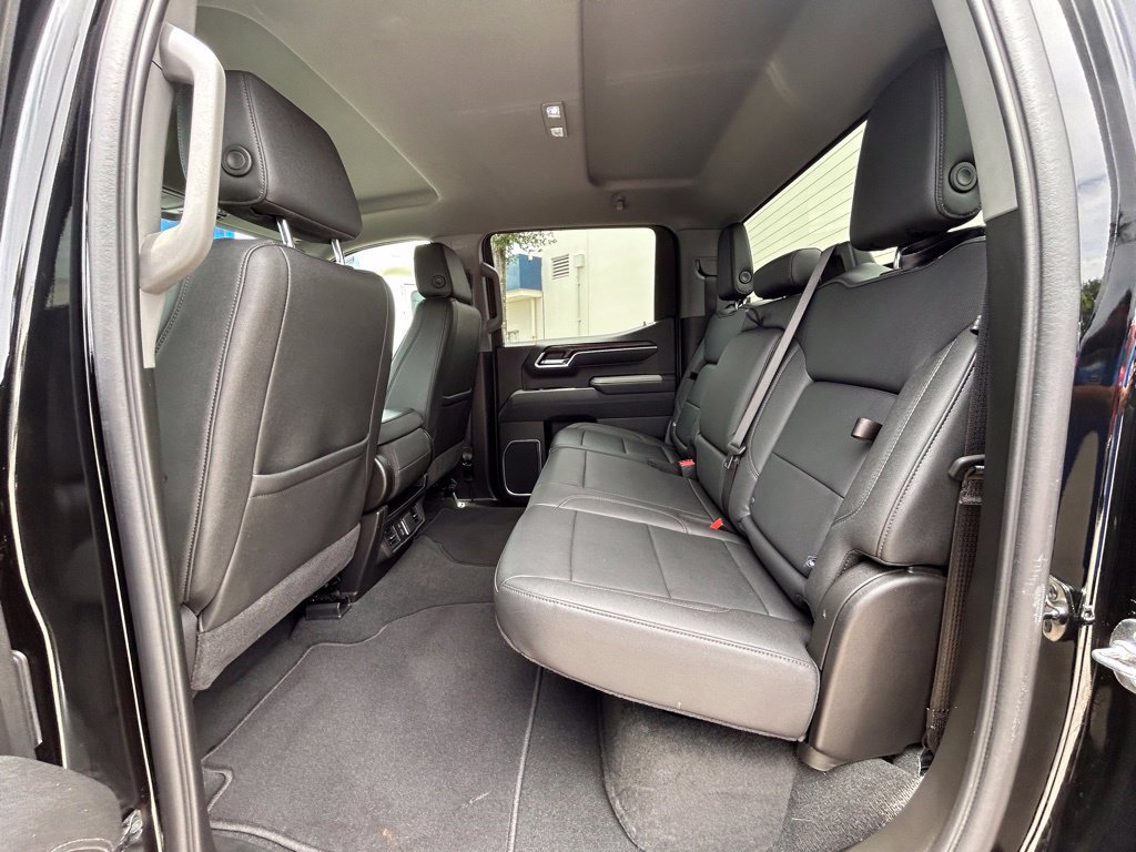 Used 2026 GMC Sierra 1500 SLT RWD image 34