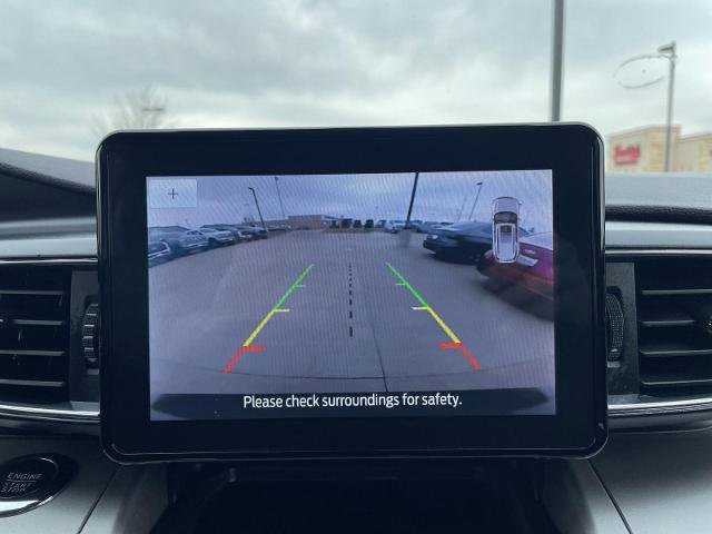 Certified 2022 Ford Explorer XLT w/ Equipment Group 202A image 24