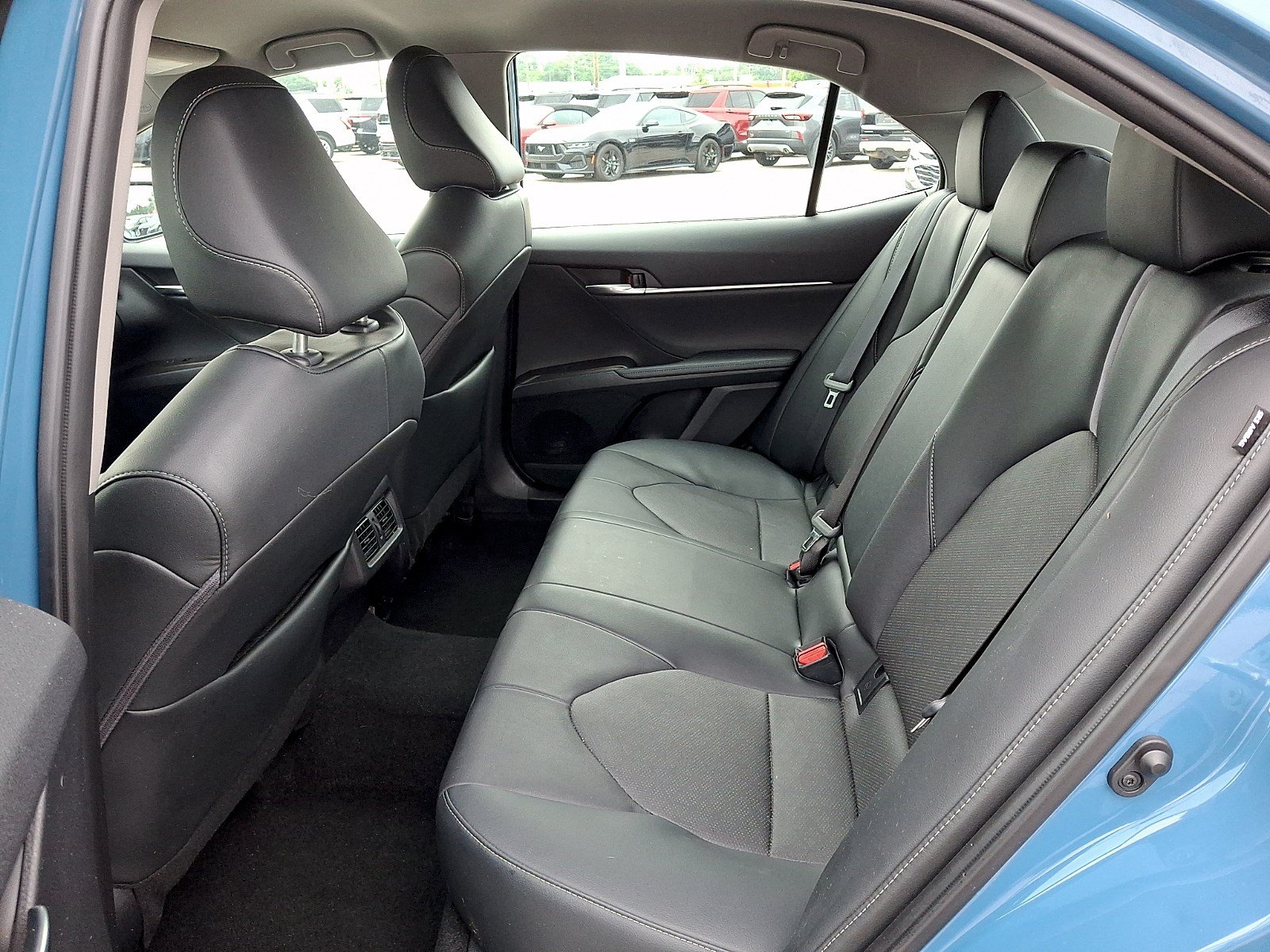 Used 2024 Toyota Camry XSE FWD image 9