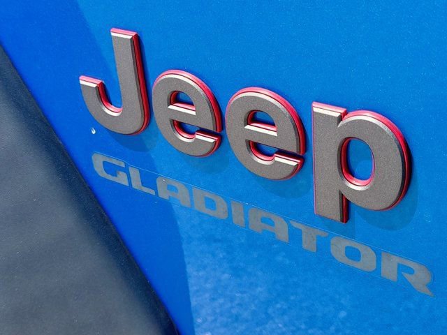 Used 2021 Jeep Gladiator Rubicon w/ LED Lighting Group image 9