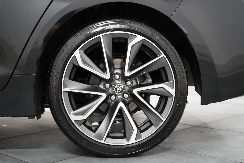 Used 2020 Toyota Corolla SE w/ SE Premium Package FWD image 34