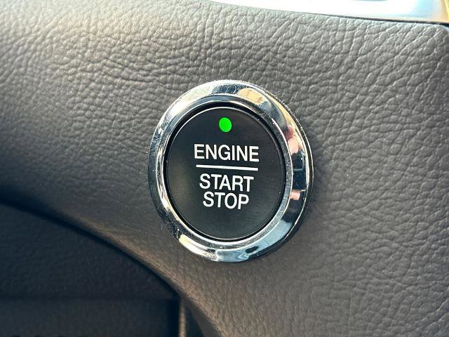 Certified 2024 Ford Edge Titanium AWD/4WD image 21