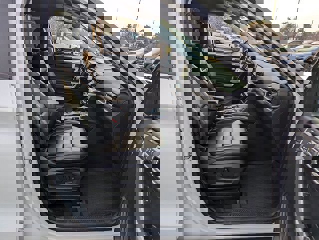 Certified 2022 Ford Explorer XLT w/ Equipment Group 202A image 39