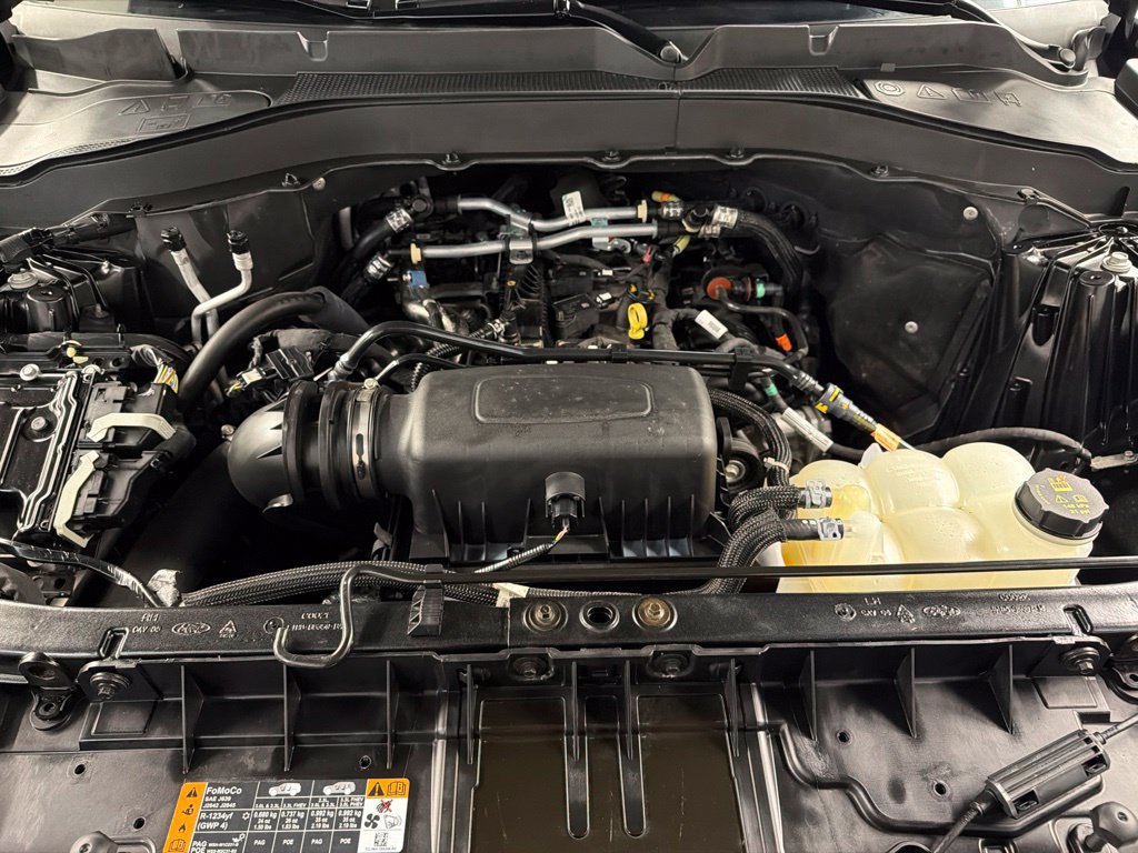 Certified 2023 Ford Explorer XLT w/ Equipment Group 202A AWD/4WD image 40