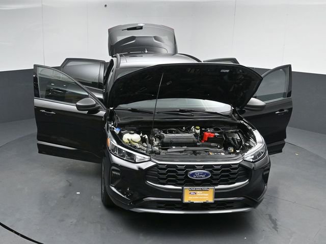 Certified 2024 Ford Escape ST-Line w/ Tech Pack #1 AWD/4WD image 54