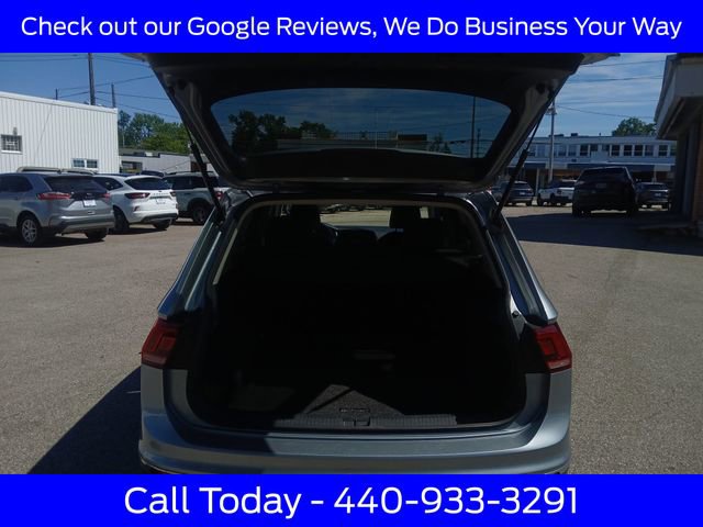 Used 2021 Volkswagen Tiguan SE AWD/4WD image 38