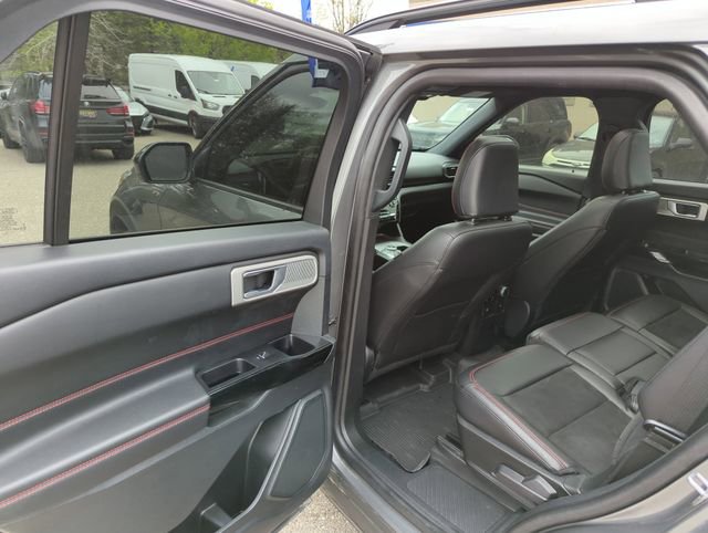 Certified 2023 Ford Explorer ST-Line AWD/4WD image 12