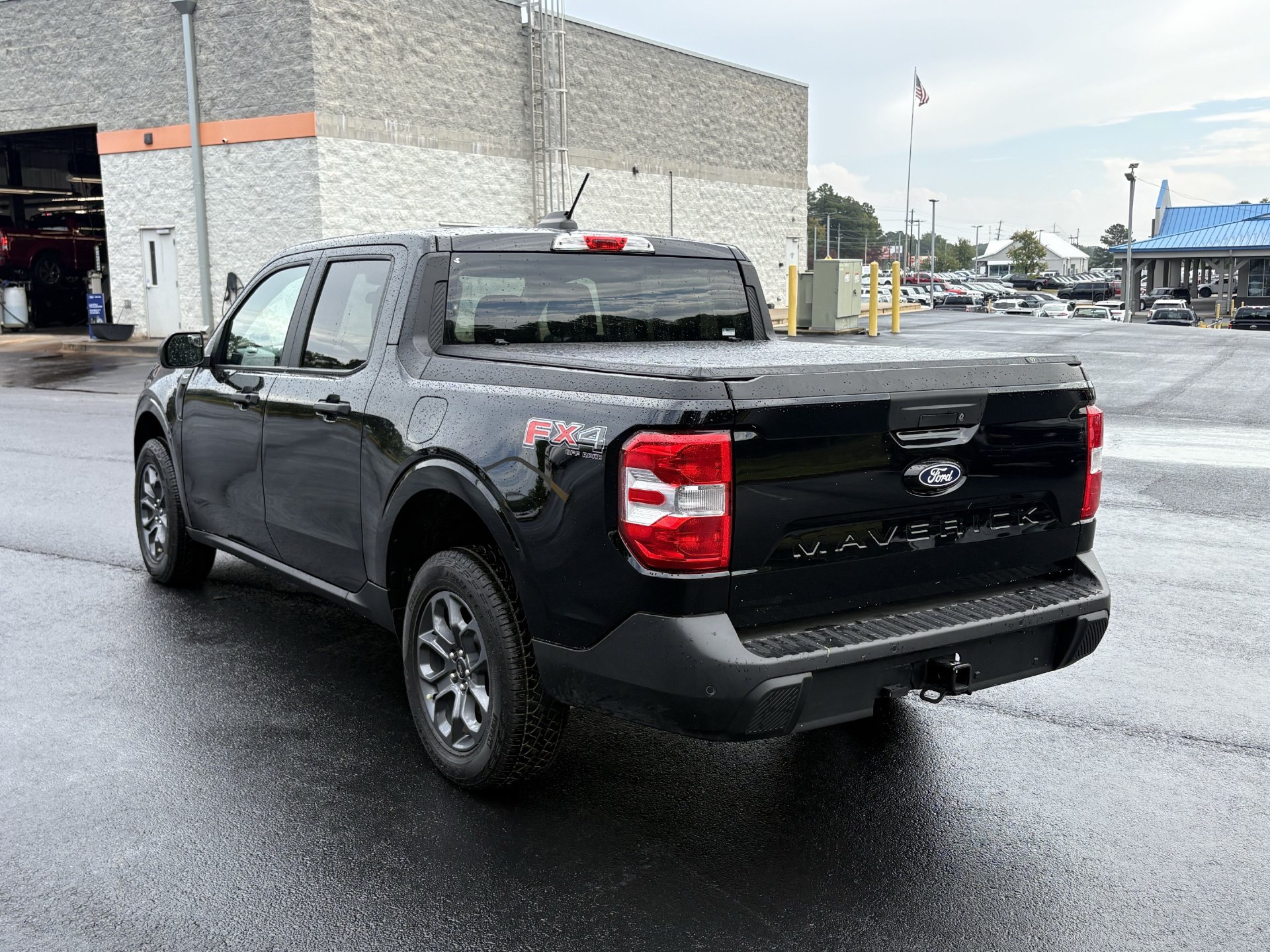 Certified 2025 Ford Maverick XLT w/ XLT Luxury Package AWD/4WD image 20