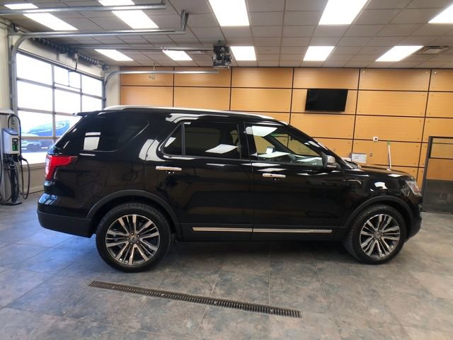 Certified 2017 Ford Explorer Platinum image 8