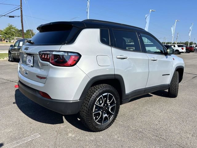 Used 2026 Jeep Compass Trailhawk AWD/4WD image 35