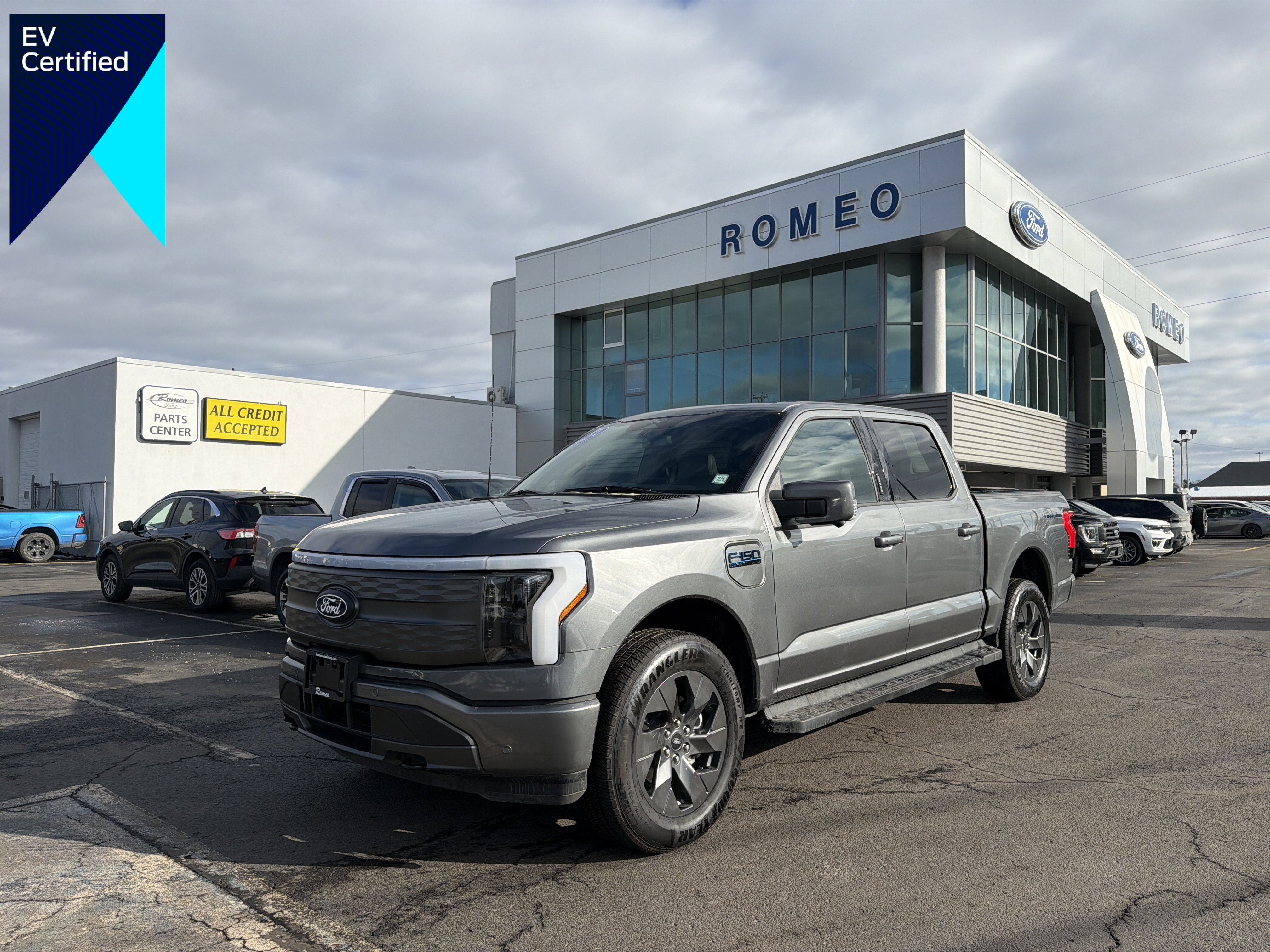 Certified 2024 Ford F150 Lightning Lariat image 1