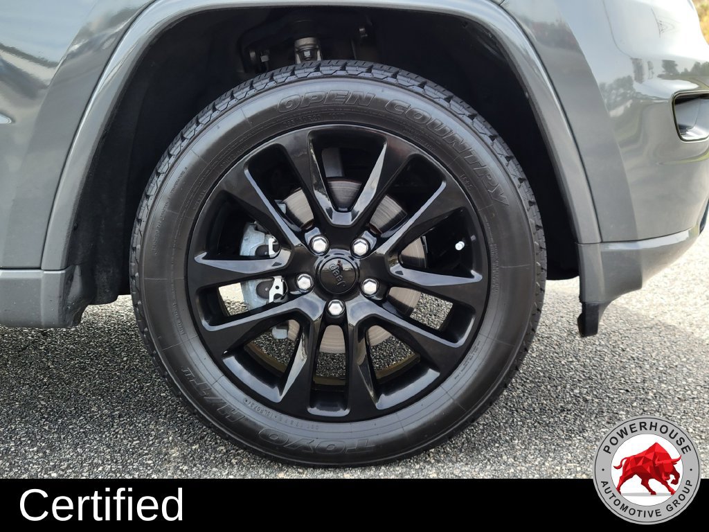 Used 2020 Jeep Grand Cherokee Altitude RWD image 12