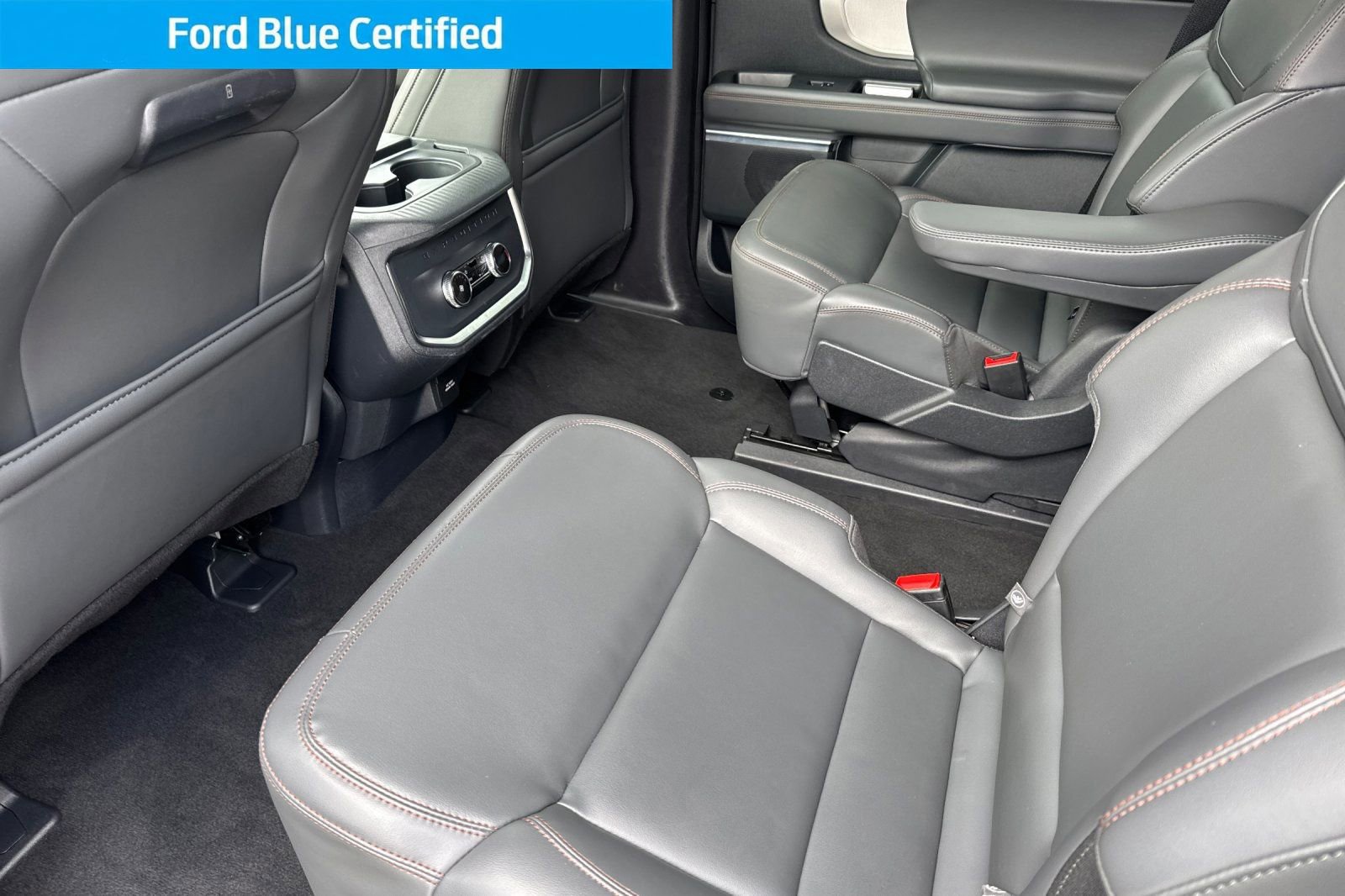 Certified 2025 Ford Expedition Active image 13