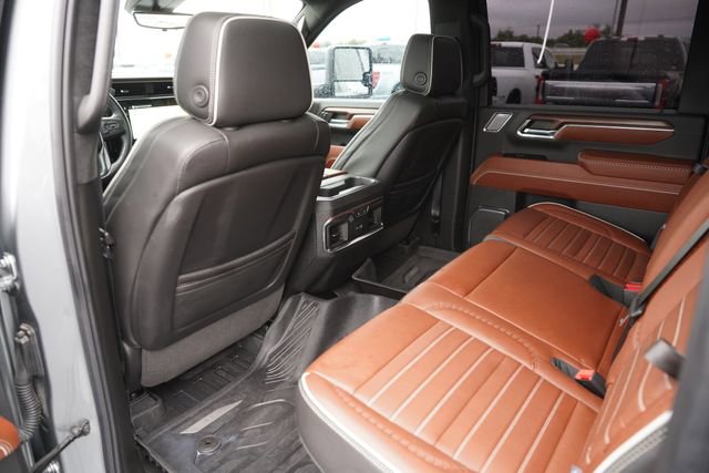 Used 2024 GMC Sierra 2500 Denali Ultimate AWD/4WD image 12