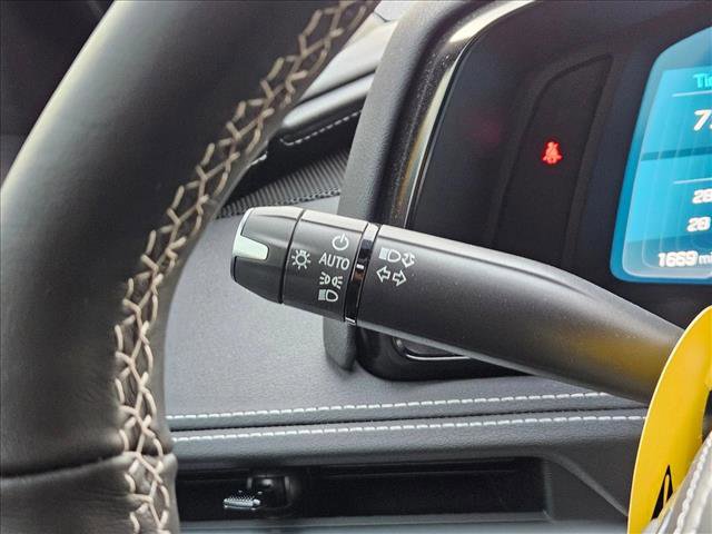 Used 2025 Chevrolet Corvette Stingray Coupe w/ 1LT image 24