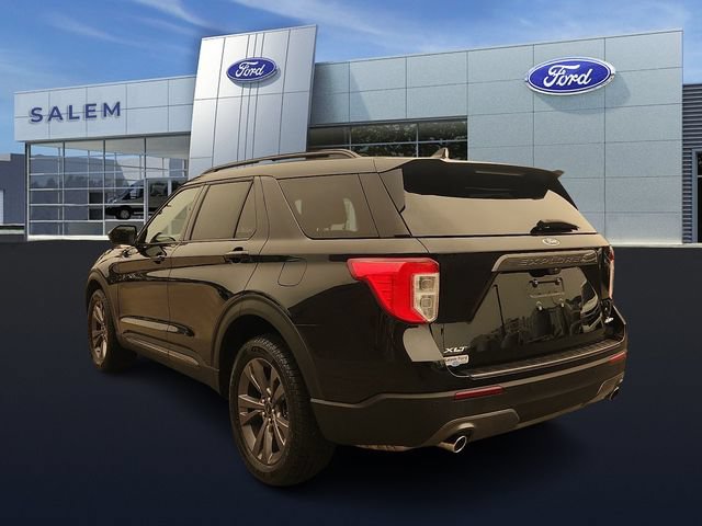 Certified 2023 Ford Explorer XLT w/ Equipment Group 202A AWD/4WD image 4