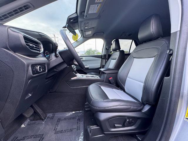 Certified 2023 Ford Explorer XLT w/ Equipment Group 202A image 11