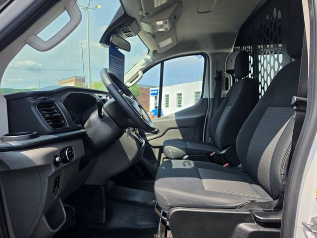 Certified 2025 Ford Transit 250 Low Roof w/ Exterior Upgrade Package RWD image 14