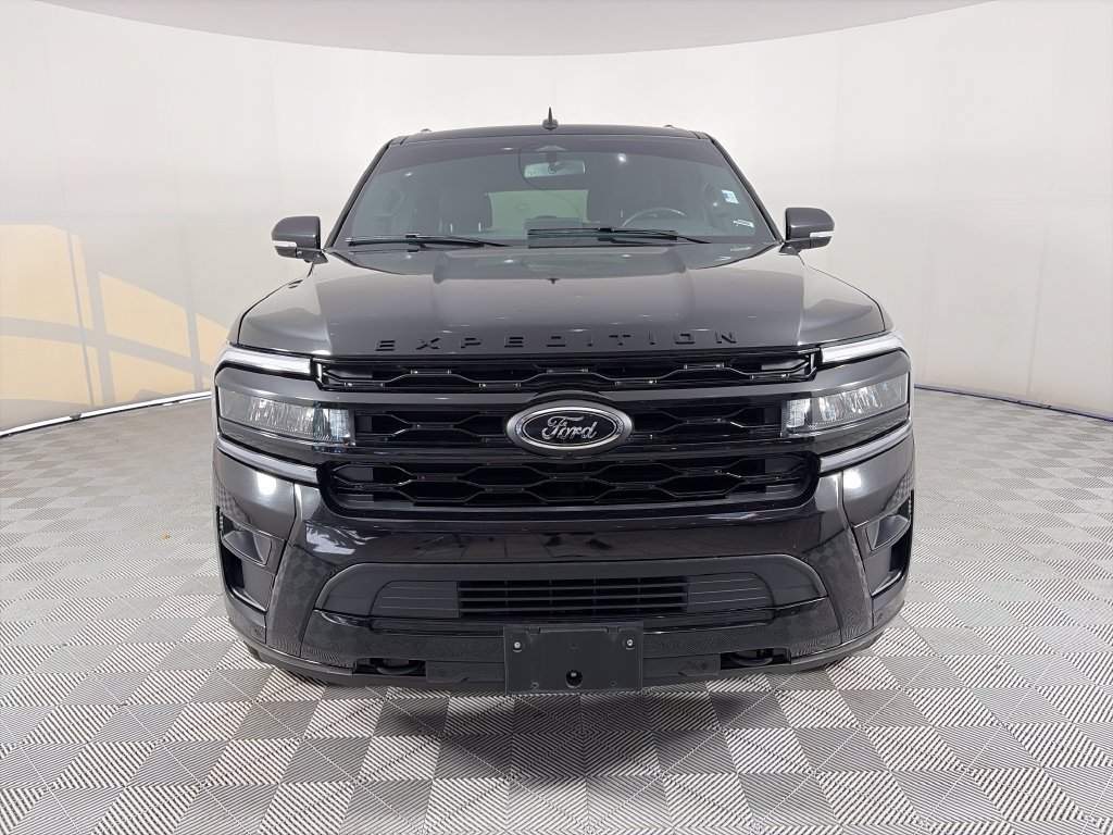 Certified 2022 Ford Expedition Max Limited AWD/4WD image 2