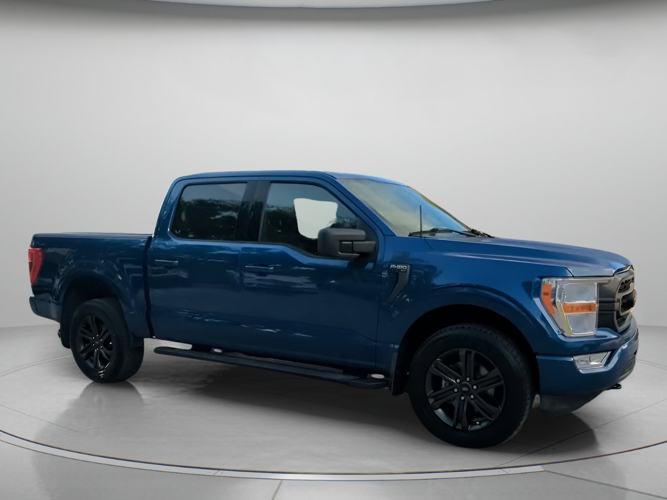 Certified 2022 Ford F150 XLT w/ Equipment Group 301A Mid AWD/4WD image 34