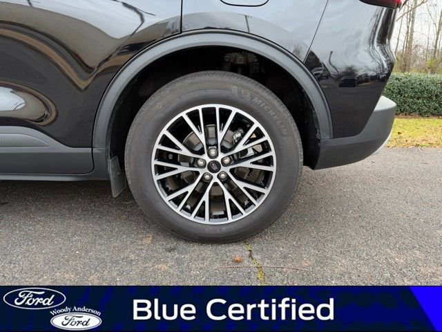 Certified 2024 Ford Escape SE FWD image 8