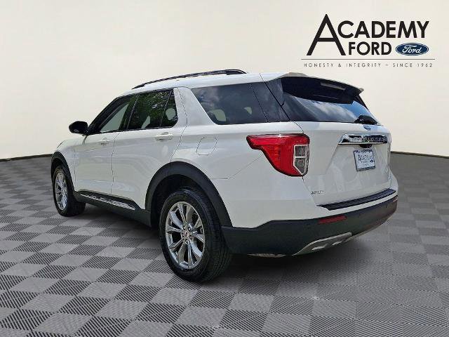 Certified 2022 Ford Explorer XLT w/ Equipment Group 202A AWD/4WD image 2
