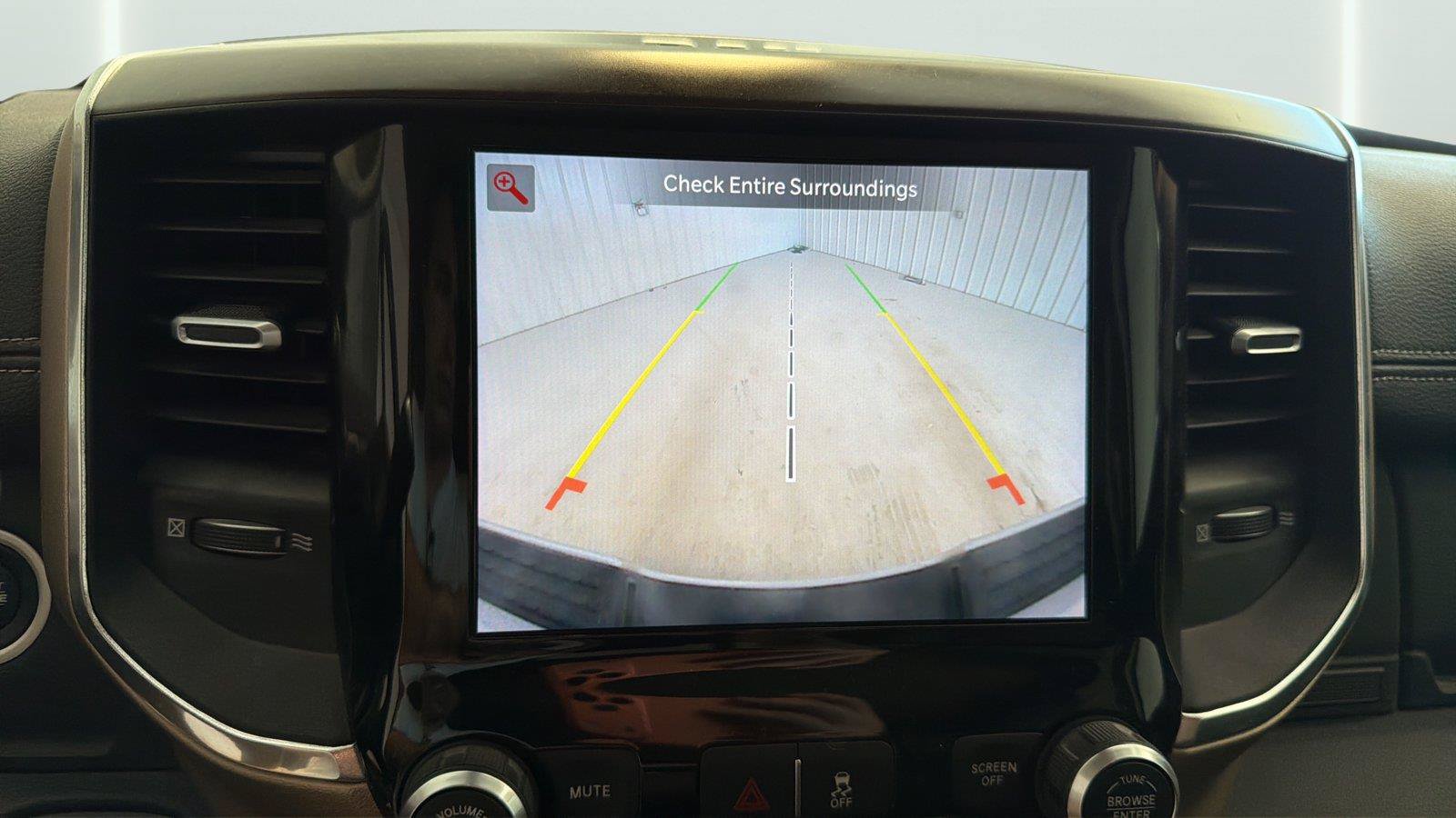 Used 2022 RAM 2500 Laramie AWD/4WD image 19