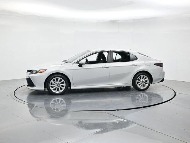 Used 2024 Toyota Camry LE w/ Convenience Package image 6