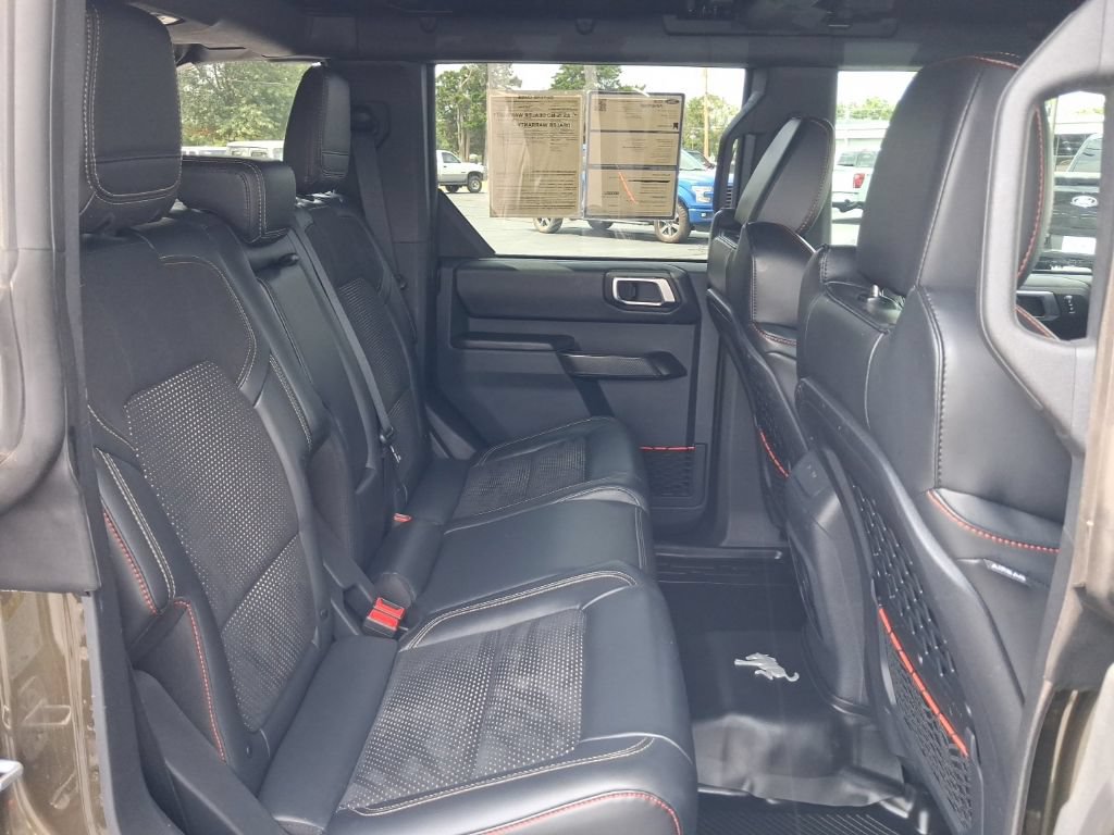 Certified 2024 Ford Bronco Raptor w/ Interior Carbon Fiber Pack 6 AWD/4WD image 17