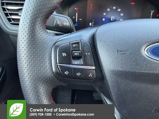 Certified 2025 Ford Escape ST-Line Select AWD/4WD image 25