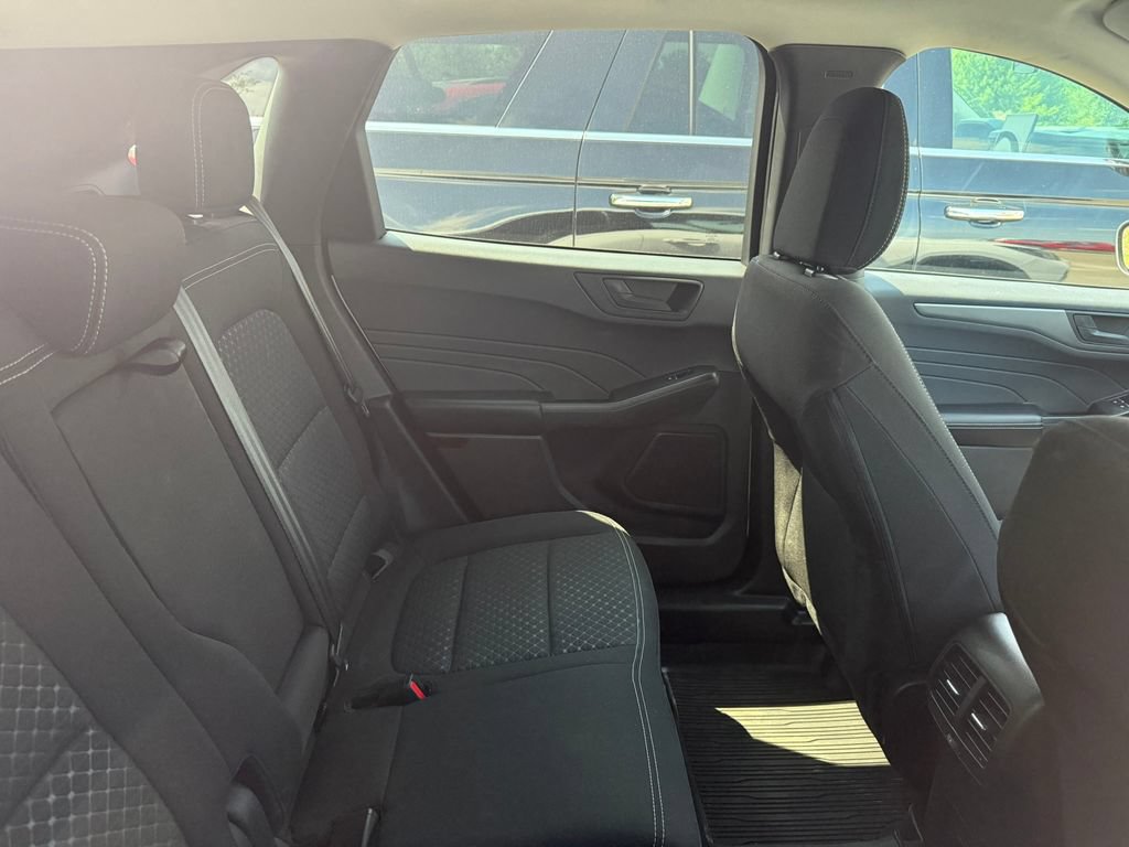 Certified 2023 Ford Escape Active AWD/4WD image 9