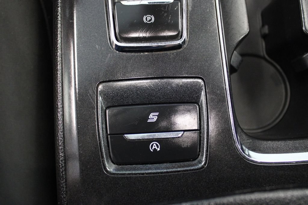 Certified 2020 Ford Fusion SE FWD image 23