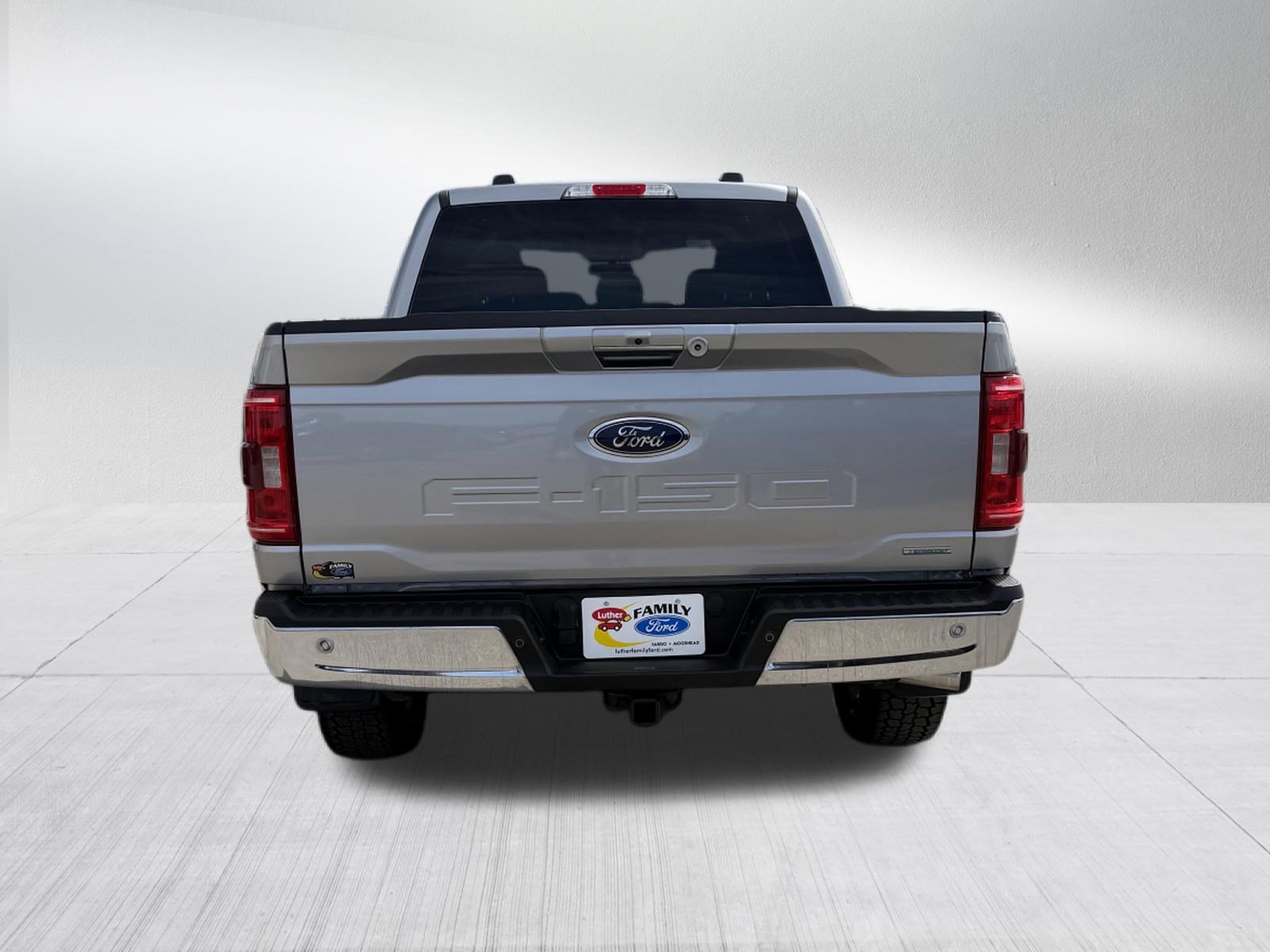 Certified 2022 Ford F150 XLT w/ Equipment Group 302A High image 4