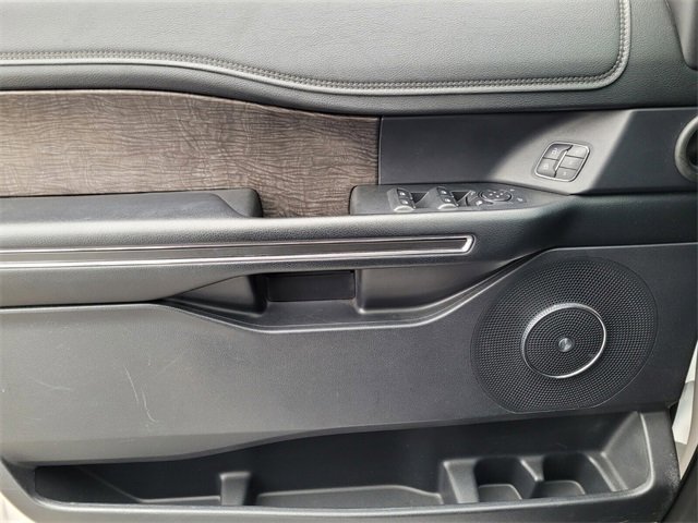 Certified 2019 Ford Expedition Limited w/ Equipment Group 301A image 30