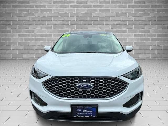 Certified 2024 Ford Edge SEL w/ Convenience Package AWD/4WD image 8