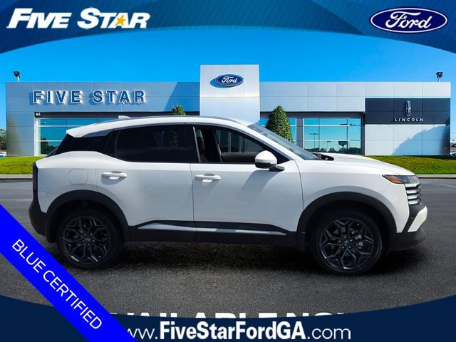 Used 2025 Nissan Kicks SR FWD image 9