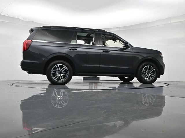 Certified 2025 Ford Expedition Active AWD/4WD image 41