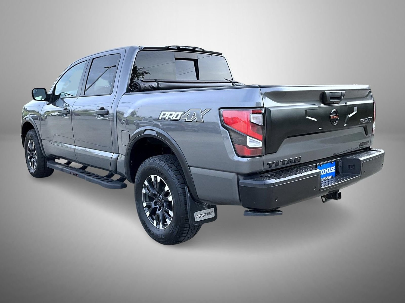 Used 2021 Nissan Titan PRO-4X w/ Pro-4x Convenience Package AWD/4WD image 7
