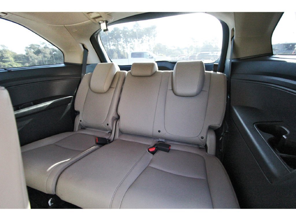 Used 2023 Honda Odyssey Touring image 16