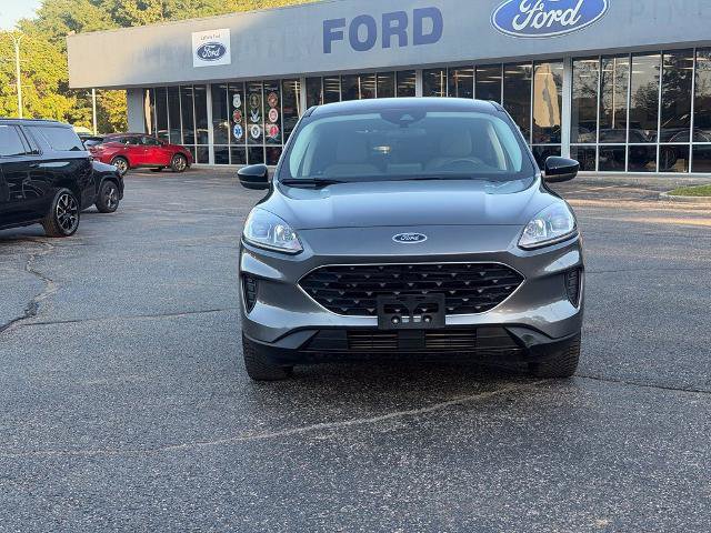 Certified 2021 Ford Escape SE w/ SE Sport Appearance Package AWD/4WD image 2